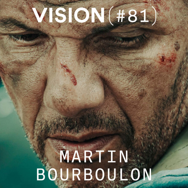 Le cinéaste Martin Bourboulon, réalisateur travaillant la mise en scène au cinéma sur 13 jours 13 nuits