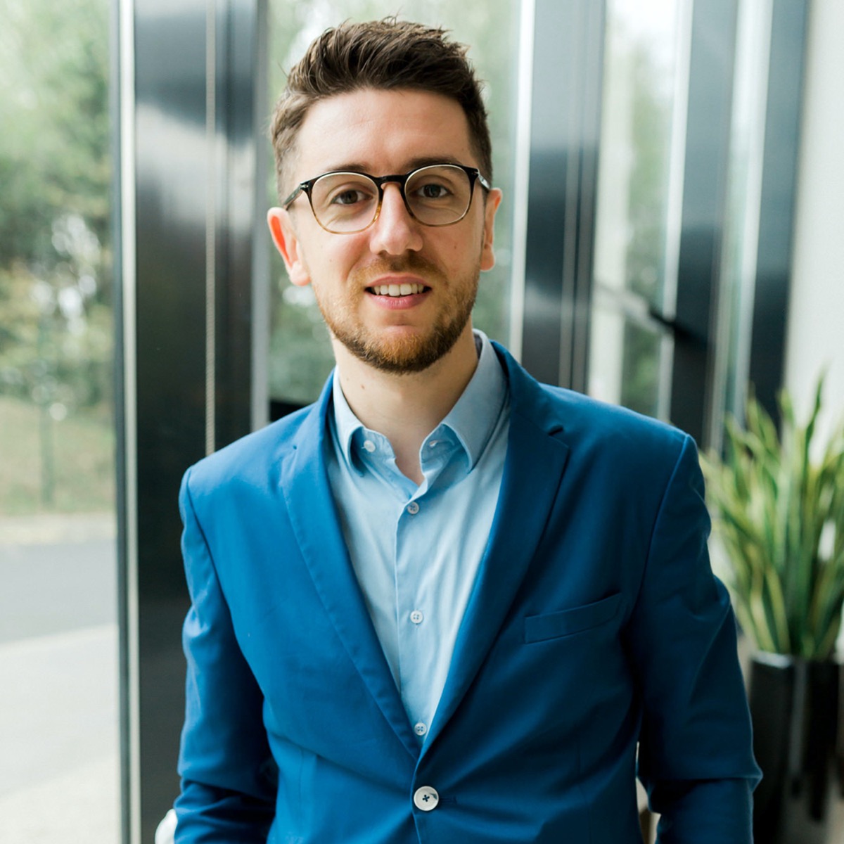 Portrait de Thibaut Bissuel, photographe et fondateur de la communauté Regard d’Auteur
