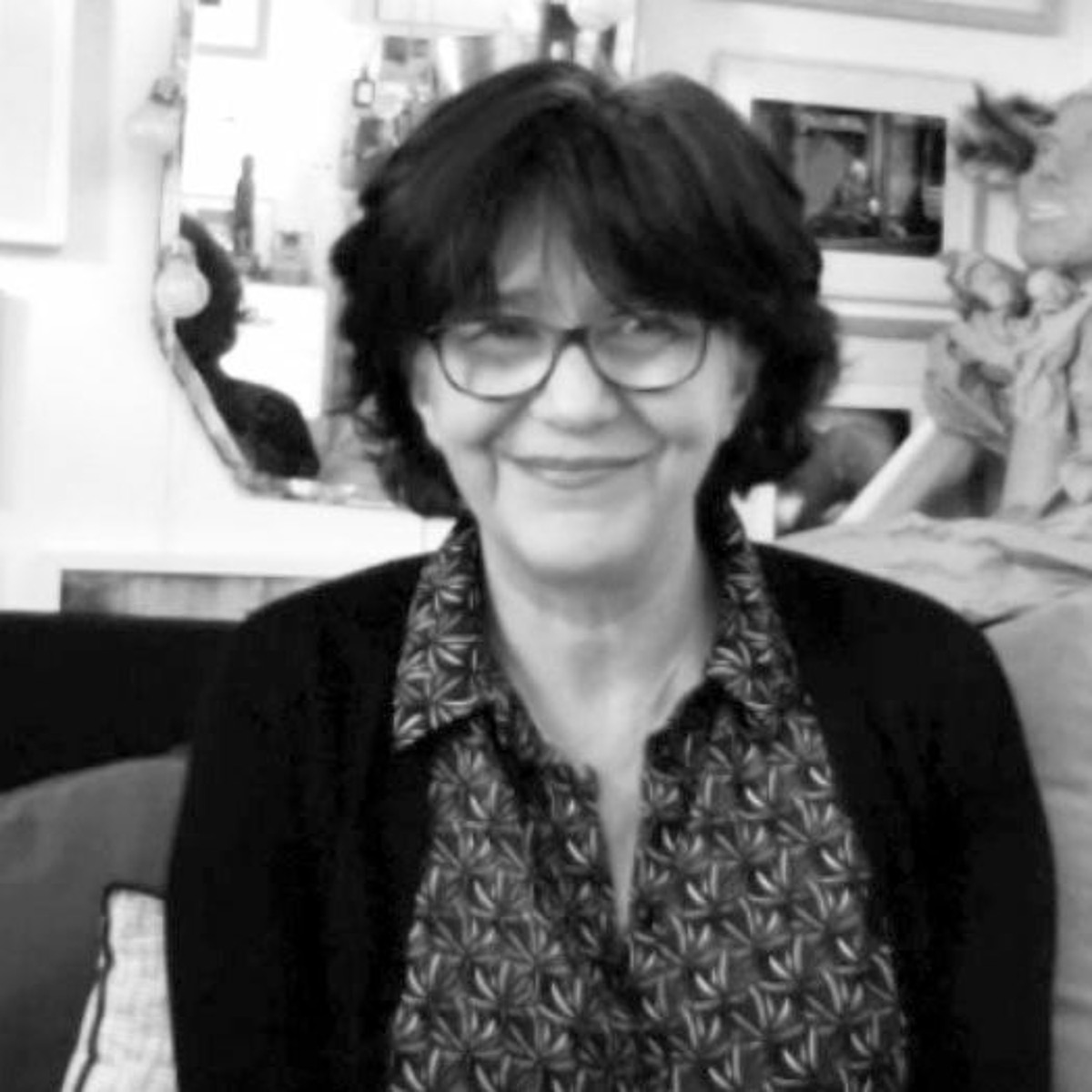 Portrait de Odile Andrieu, invitée du podcast 9 Lives Magazine pour parler des festivals de photographie face au Covid-19.