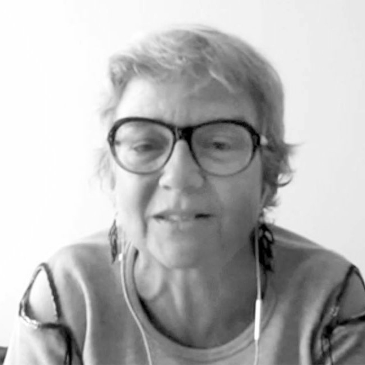 Portrait de Sylvie Dannay, rédactrice photo, invitée du podcast 9 Lives Magazine
