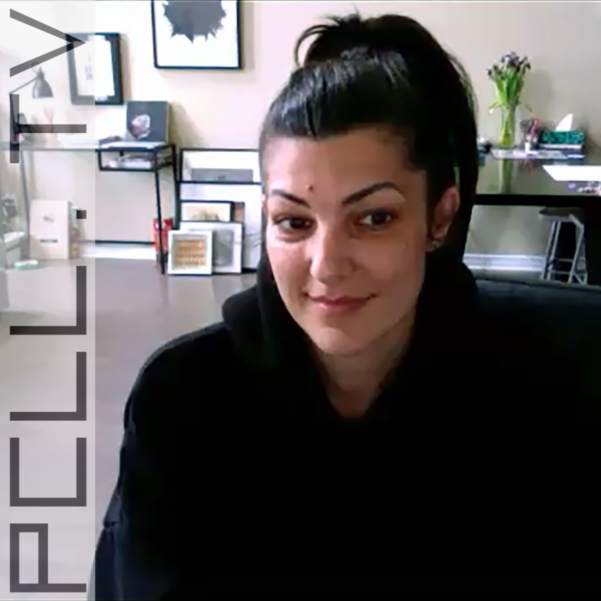 Julie Langenegger – identités, l’ailleurs, la nostalgie de ses origines et retrouver le sens du soi
