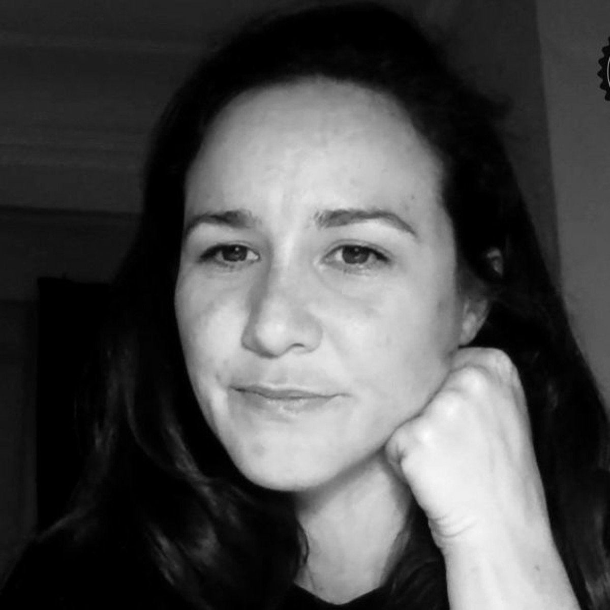 Portrait d'Audrey Hoareau, invitée du podcast 9 Lives Magazine pour parler de la photographie à l'ère du digital.