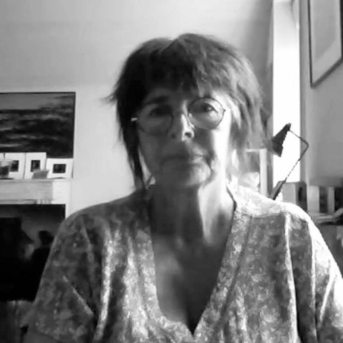 Portrait de la sociologue Irène Jonas, invitée du podcast 9 Lives Magazine